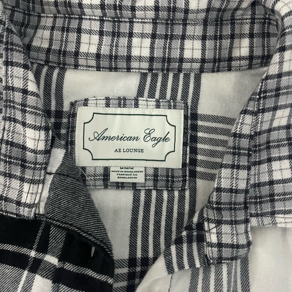 NWOT AE flannel M - Picture 4 of 5